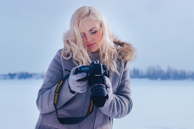 10 najboljih Nikon fotoaparata za video: (Vodič i recenzije za 2022.)